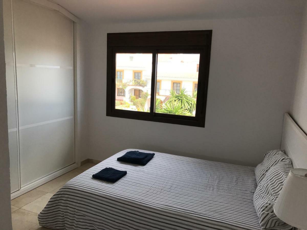 Вилла Adosado En Residencial Ситио-де-Калаонда Экстерьер фото